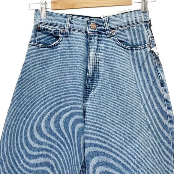 NWT BDG Rih Extreme Baggy Jean Blue Swirl Multi Streetwear Jeans Size 24 | 00 - Picture 6 of 14